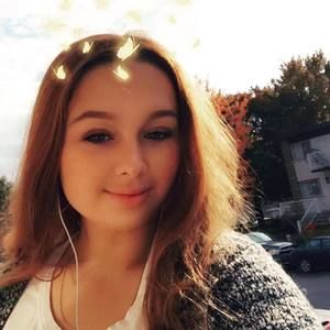 Meet your Posher, Britney-lynn